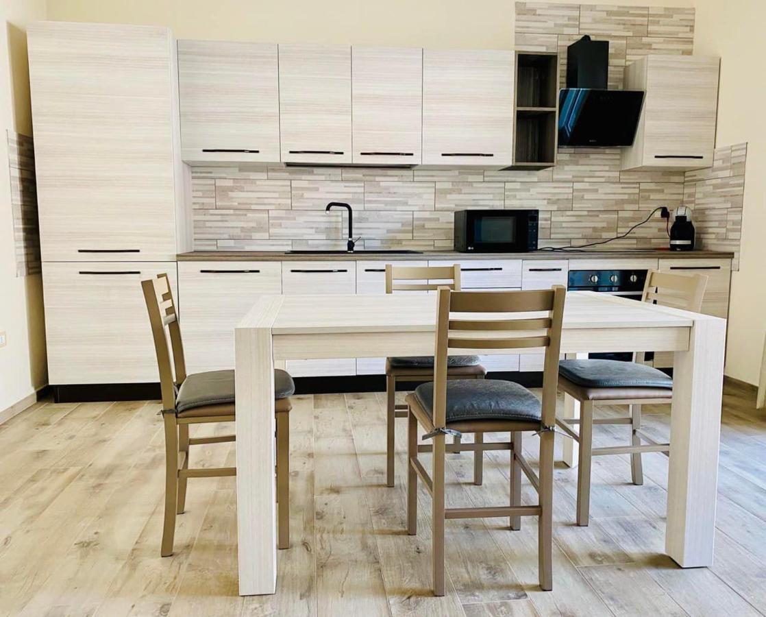 Nuova Residenza Dei 7 Pini A Pochi Passi Dal Mare Apartment Porto Pino Ngoại thất bức ảnh