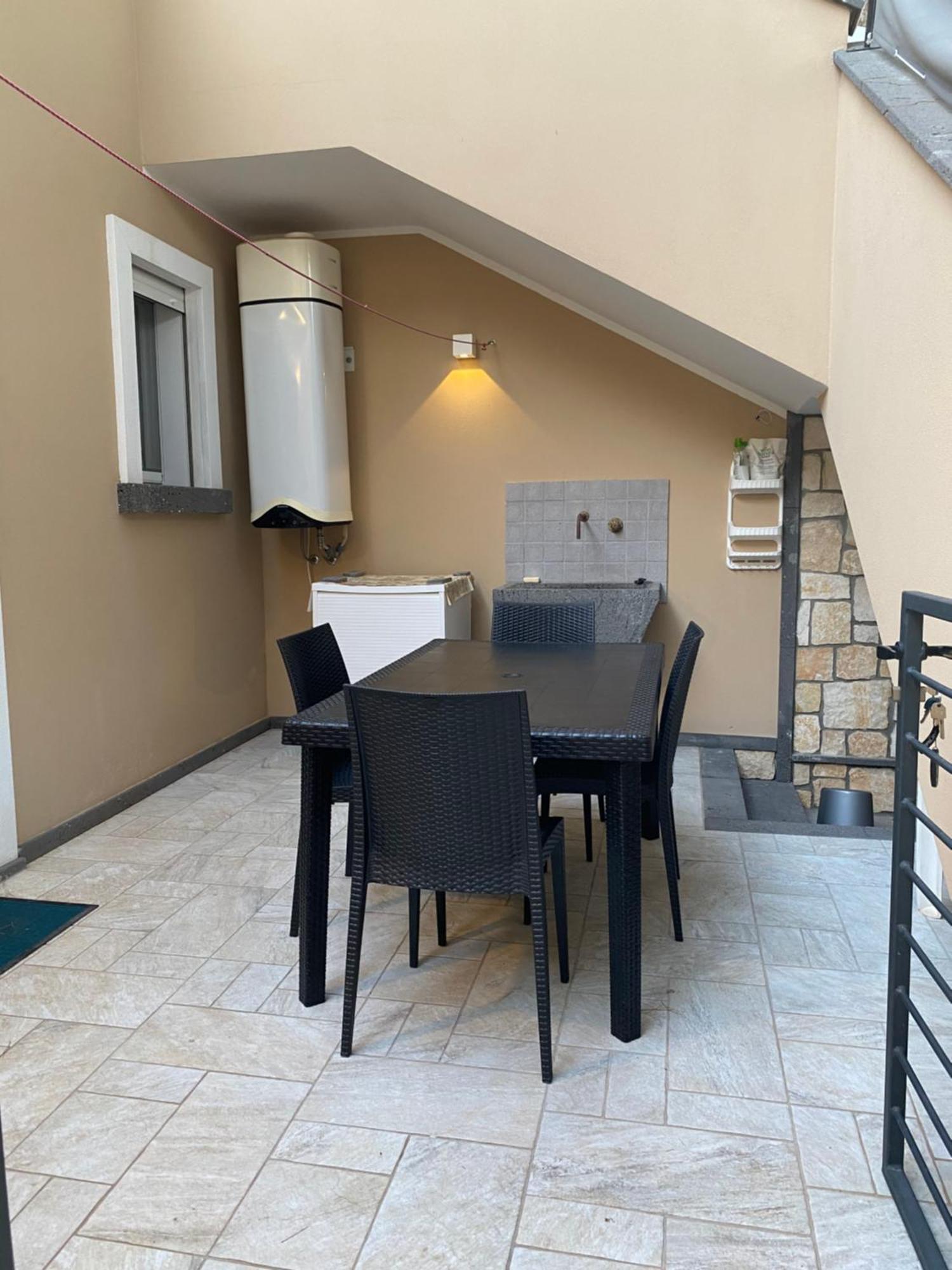 Nuova Residenza Dei 7 Pini A Pochi Passi Dal Mare Apartment Porto Pino Ngoại thất bức ảnh