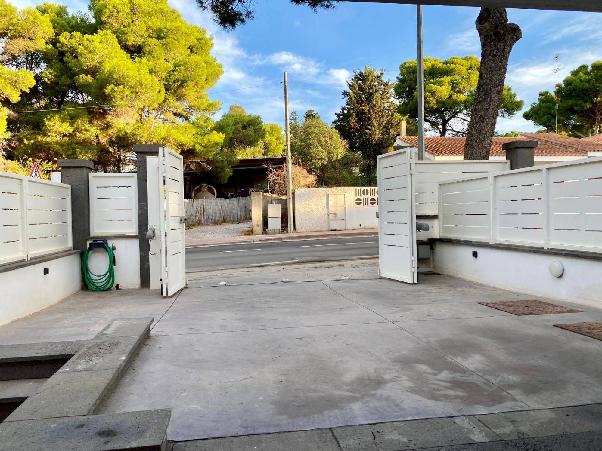 Nuova Residenza Dei 7 Pini A Pochi Passi Dal Mare Apartment Porto Pino Ngoại thất bức ảnh